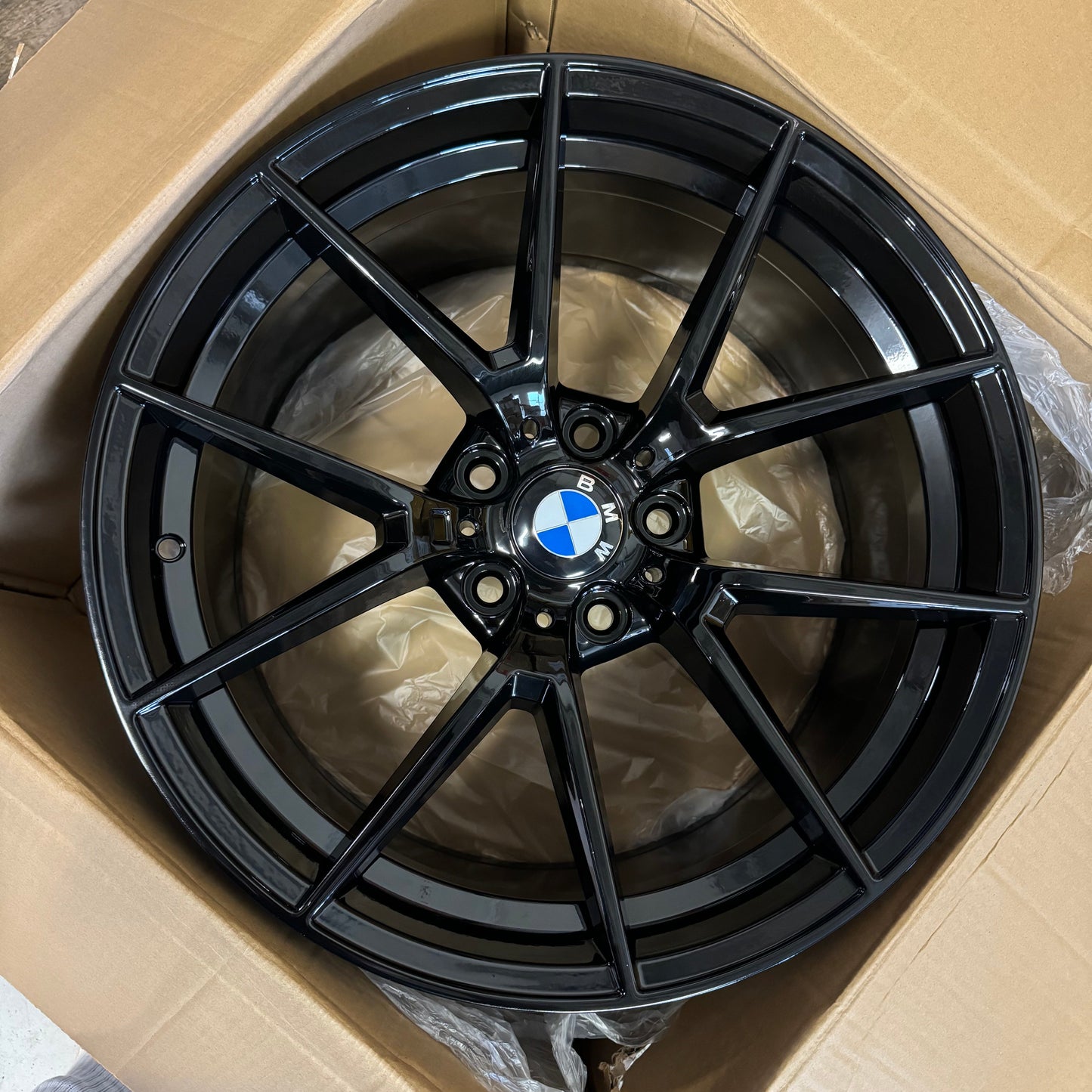 19 inch Bmw style 763 gloss black reps 5x120 staggered front et35 rear et44 (set of 4 )